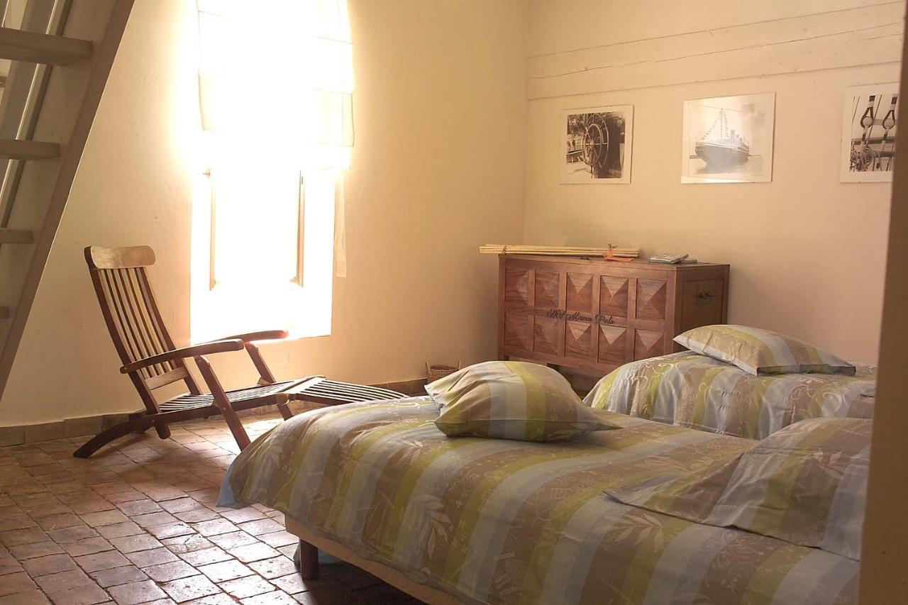 Bourg-Saint-Andéol Demeure De Digoine "Chambre D'Hotes" المظهر الخارجي الصورة